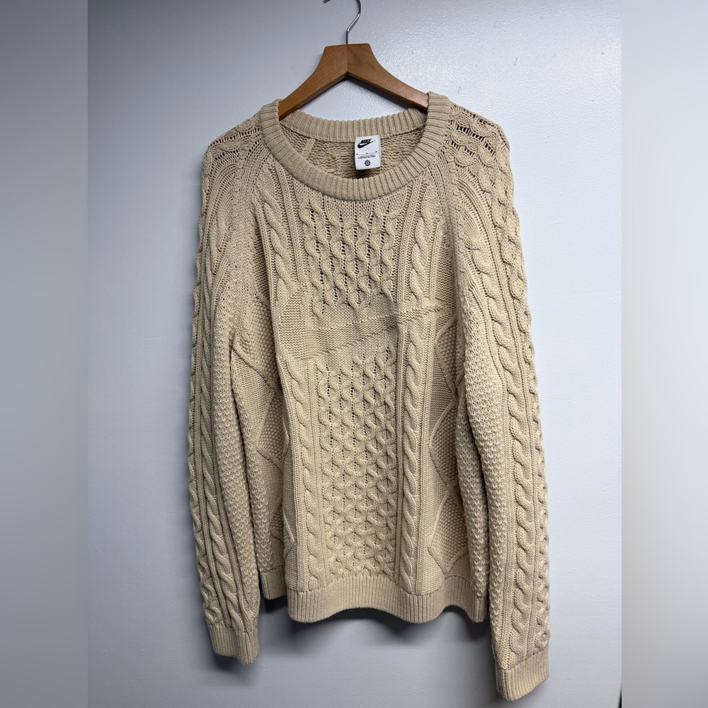 Nike Cable Knit Sweater Rattan Swoosh Logo Size Medium
Color Beige DQ5176-206